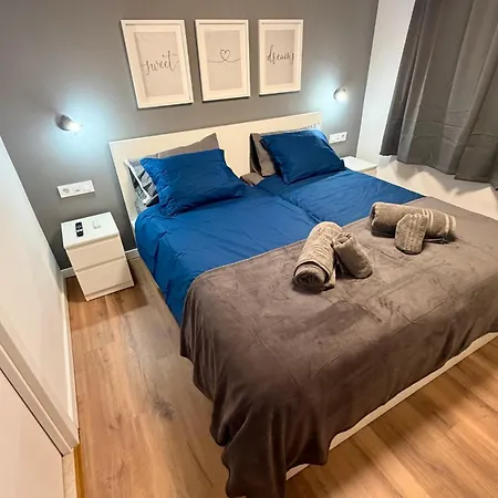 Rainbow Dunes Apartment *